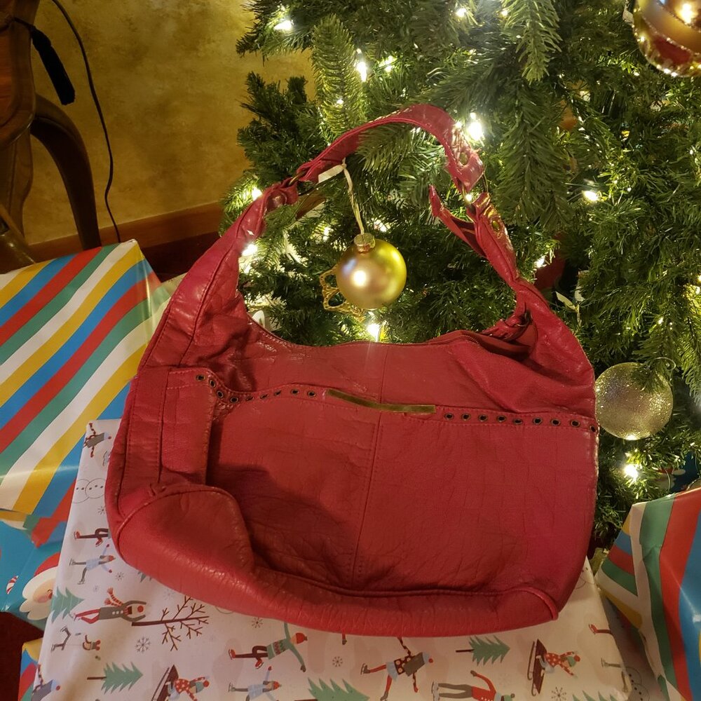 Brand New, Never Used Bueno Berry Pink Hobo Style Handbag - Picture 2 of 4